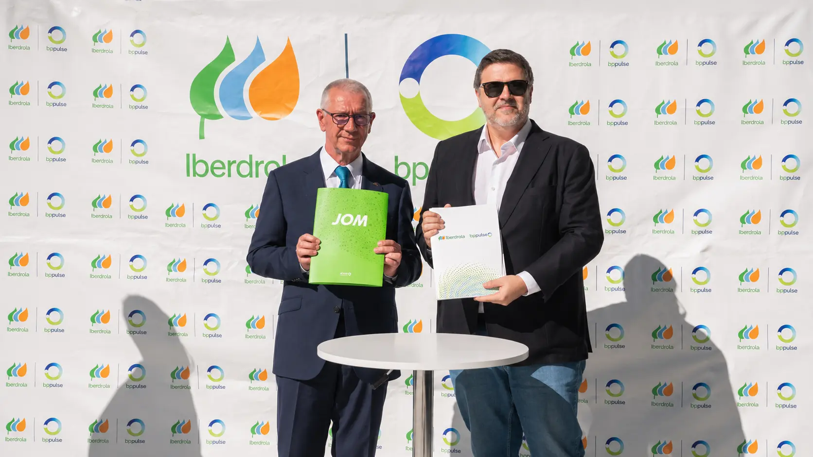 Iberdrola | bp Pulse e JOM estabelecem parceria para reforçar rede de carregamento elétrico em Portugal